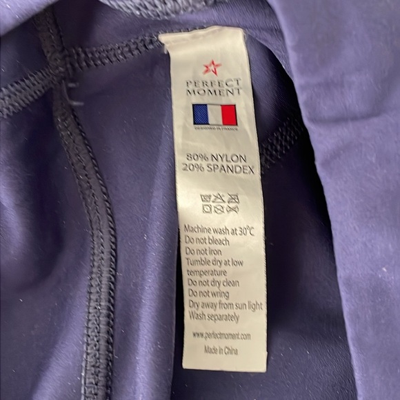 Perfect Moment Blue Compression Leggings - Picture 9 of 9